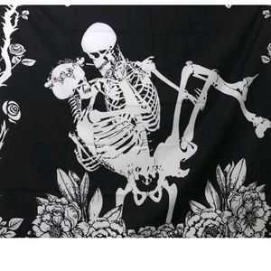 💀🖤 Skeleton Love Tapestry